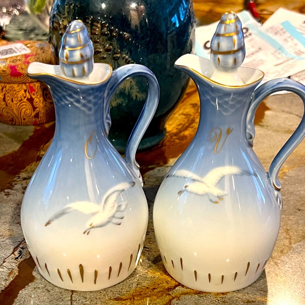 Bing and Grondahl 💙 Denmark Seagull 🕊️Cruet Decanter Oil Vinegar Set Pair